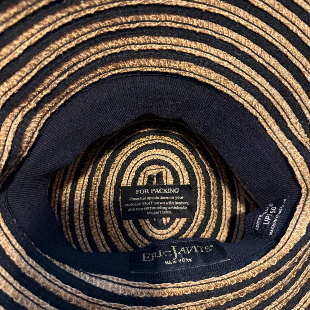 Eric Javits Squishee bucket hat black and tan striped packable resort UPF 50+ - Picture 6 of 6